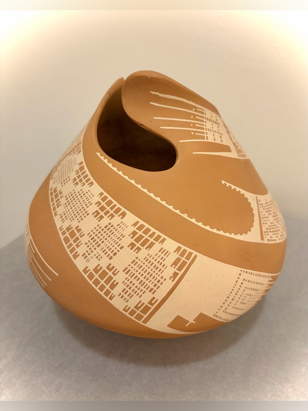 Mata Ortiz Hand-Made Pottery Vase 8" Geometric Patterns Signed by Betty Quezada